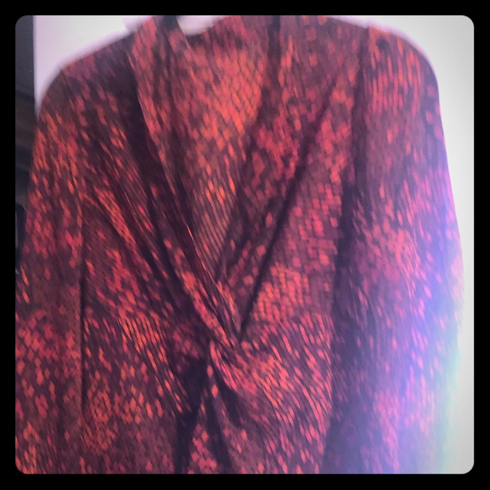 Women’s long sleeve blouse